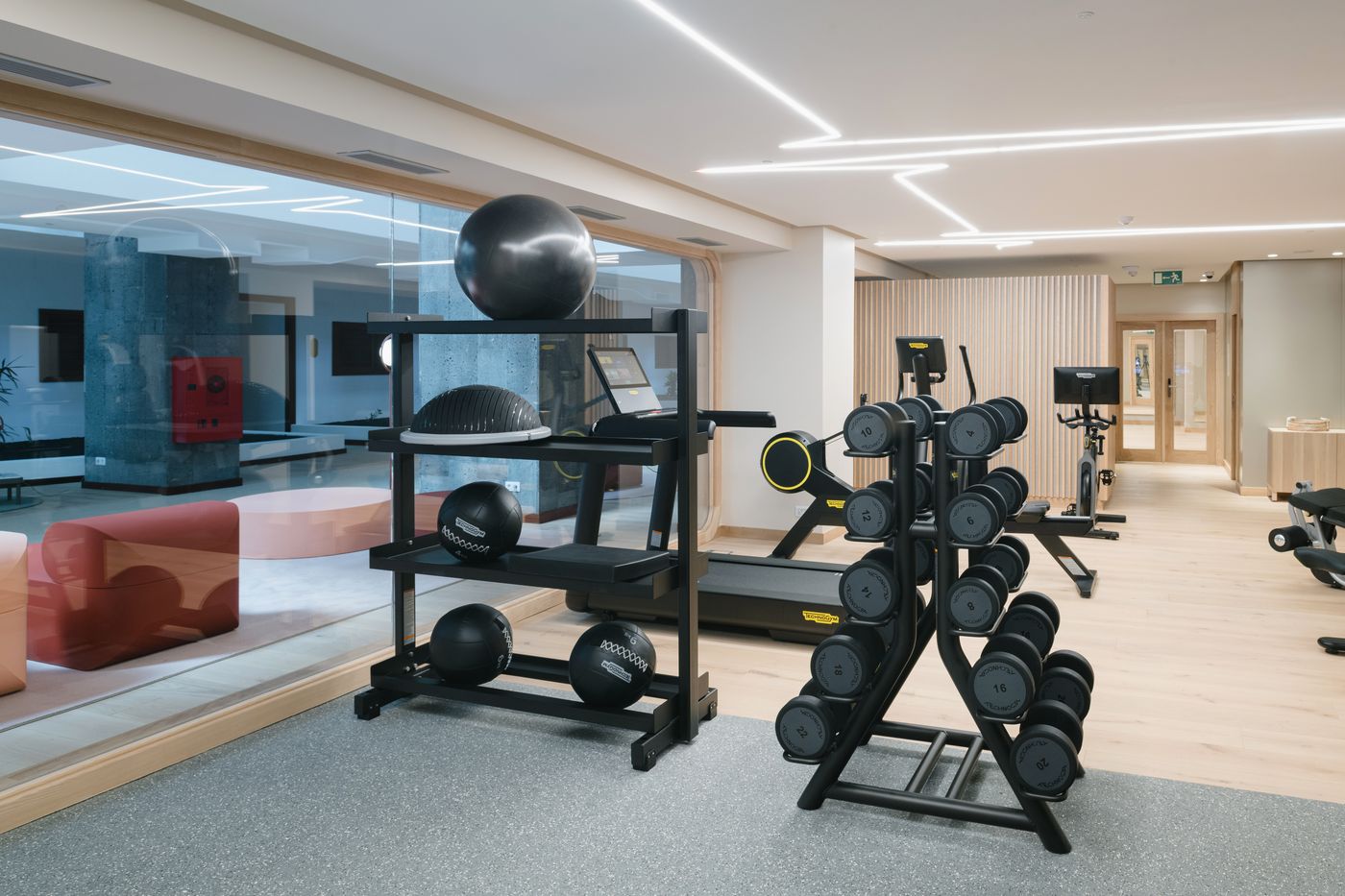 Plus-Fariones-Suite-Hotel--General-view-37