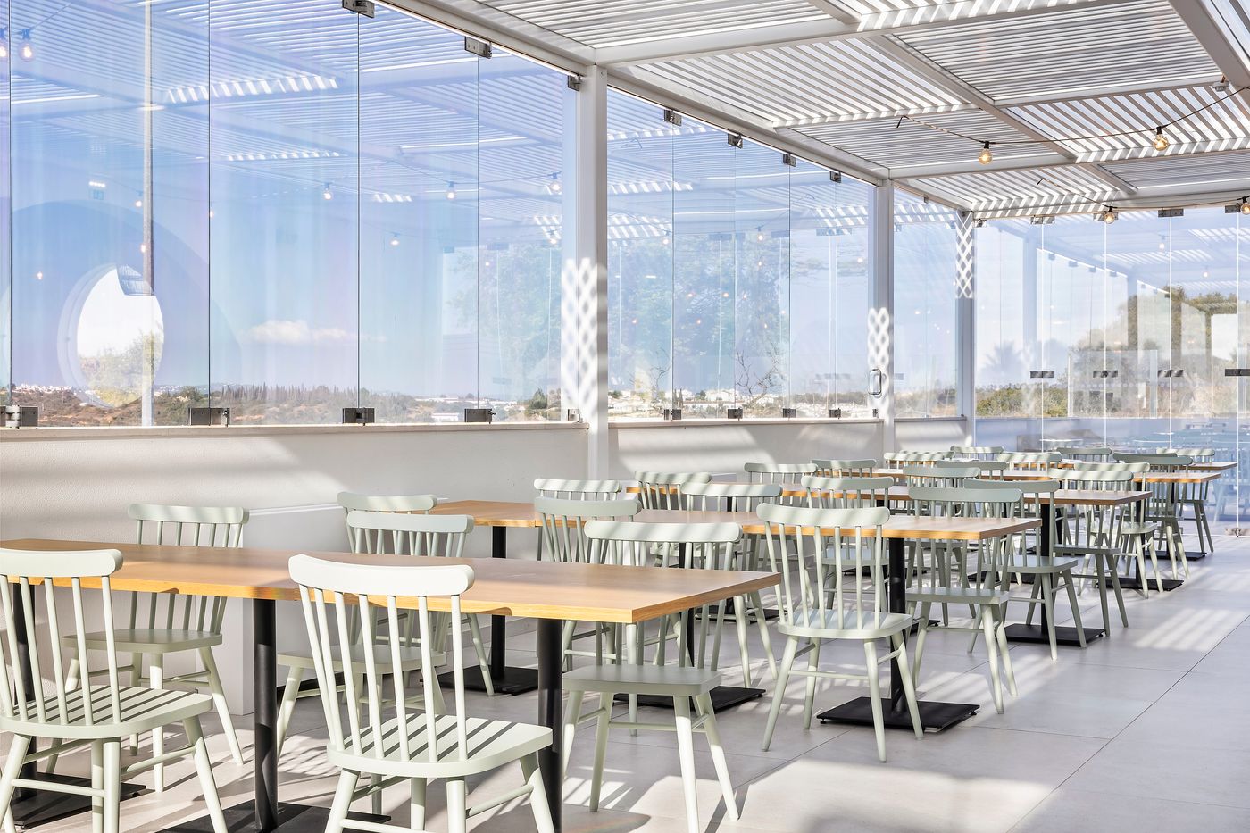 Eden-Villas-and-Apartments-Bar-61