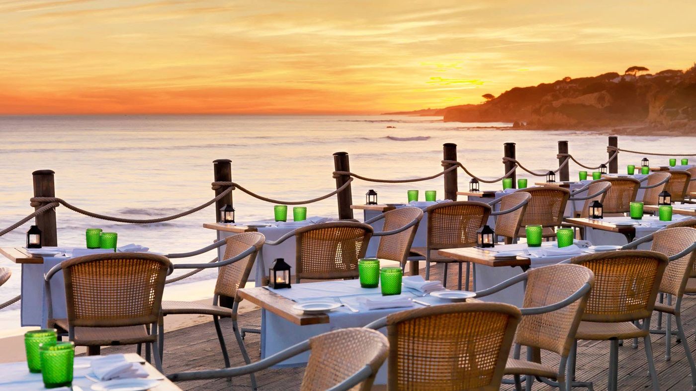 Pine Cliff Residence