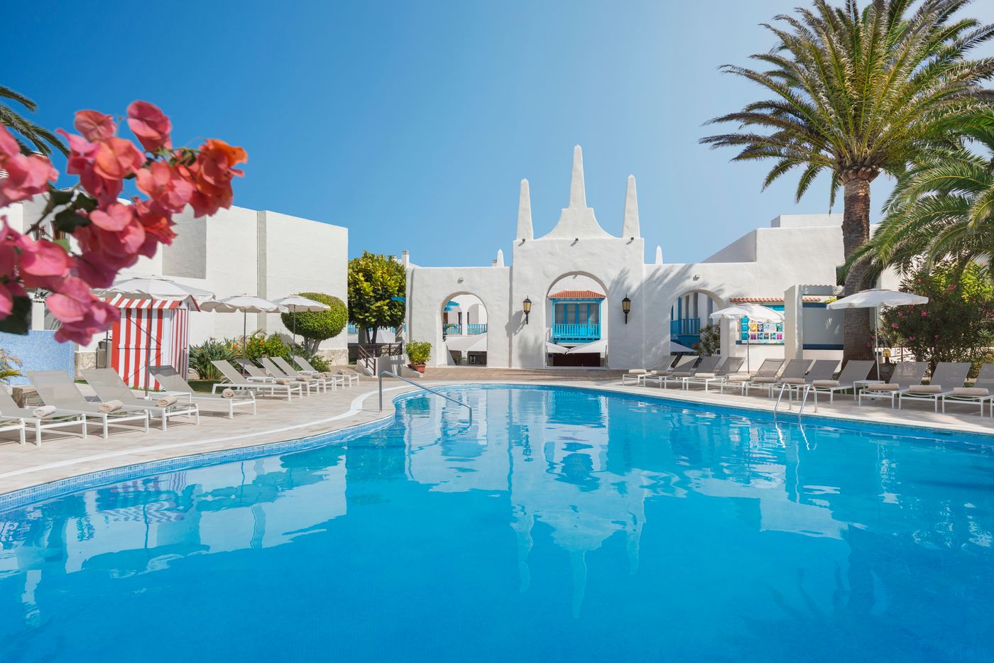 Alua-Suites-Fuerteventura-Pool-1
