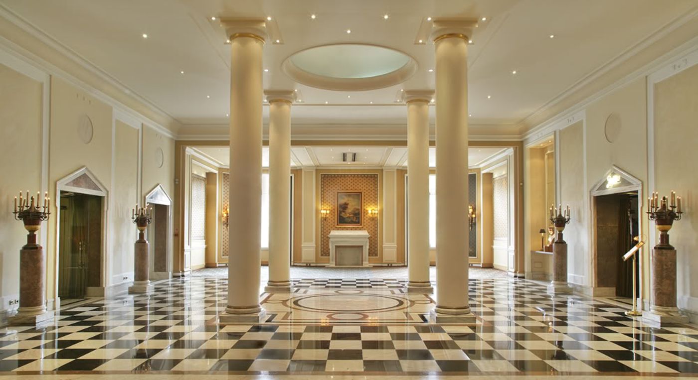 Palacio-Estoril-Hotel-Golf---Spa-Lobby-9