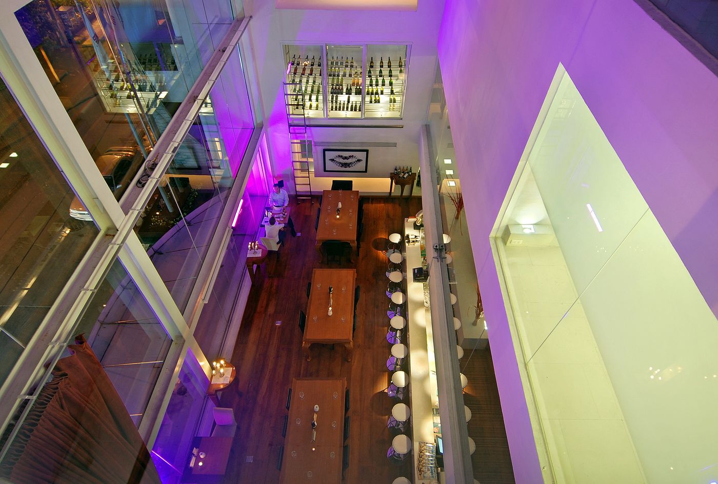 Le-Fenix-Sukhumvit-Bangkok-Bar-9