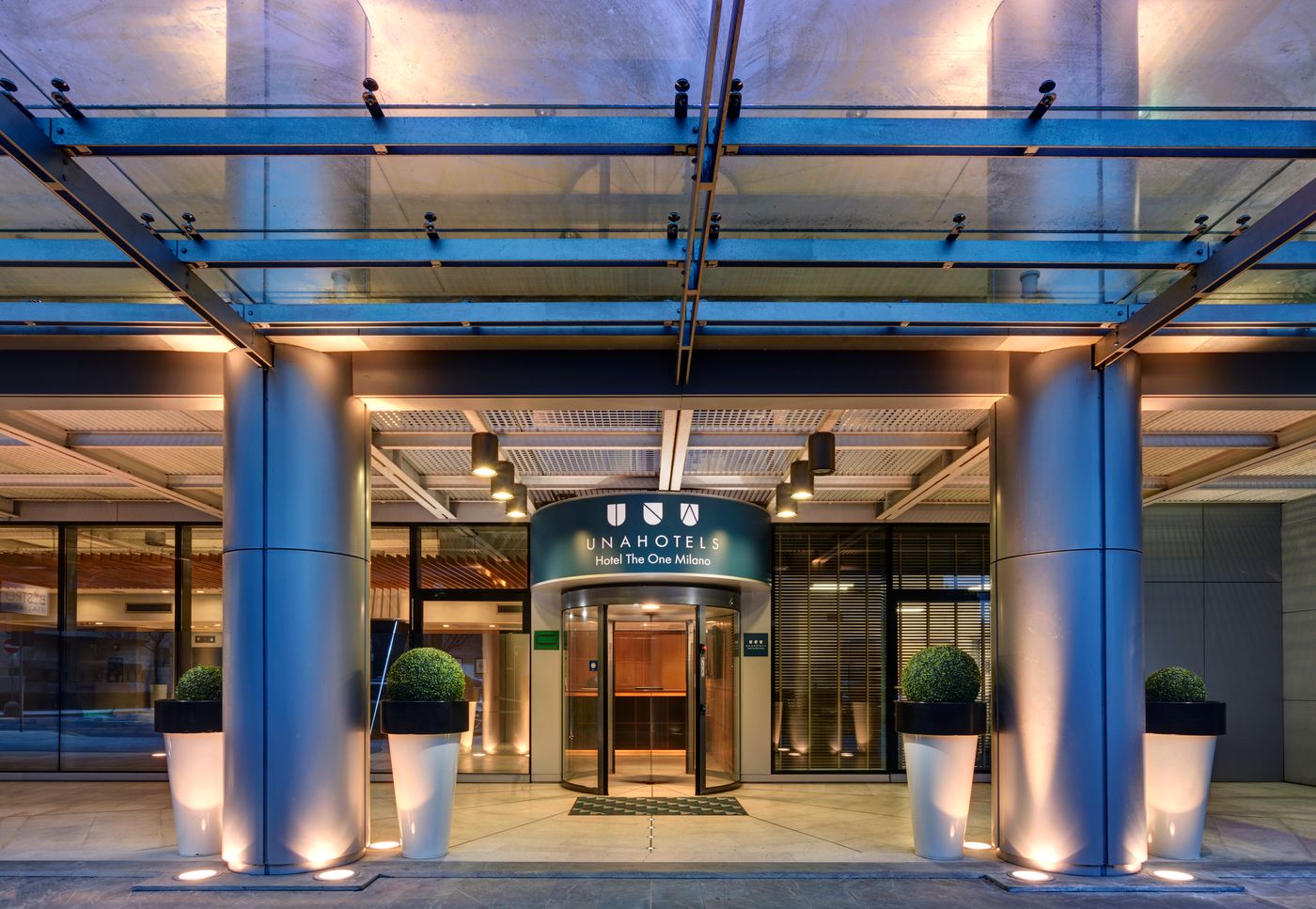 Unahotels-The-One-Milano-General-view-7