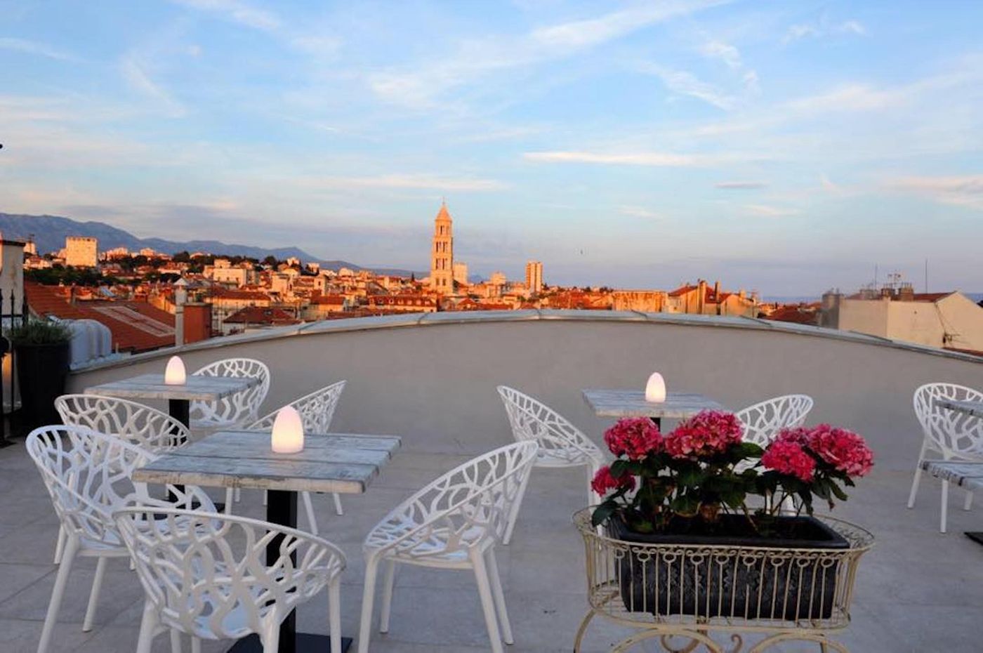 Plaza-Marchi-Old-Town---Quaint---Elegant-Hotels-General-view-8