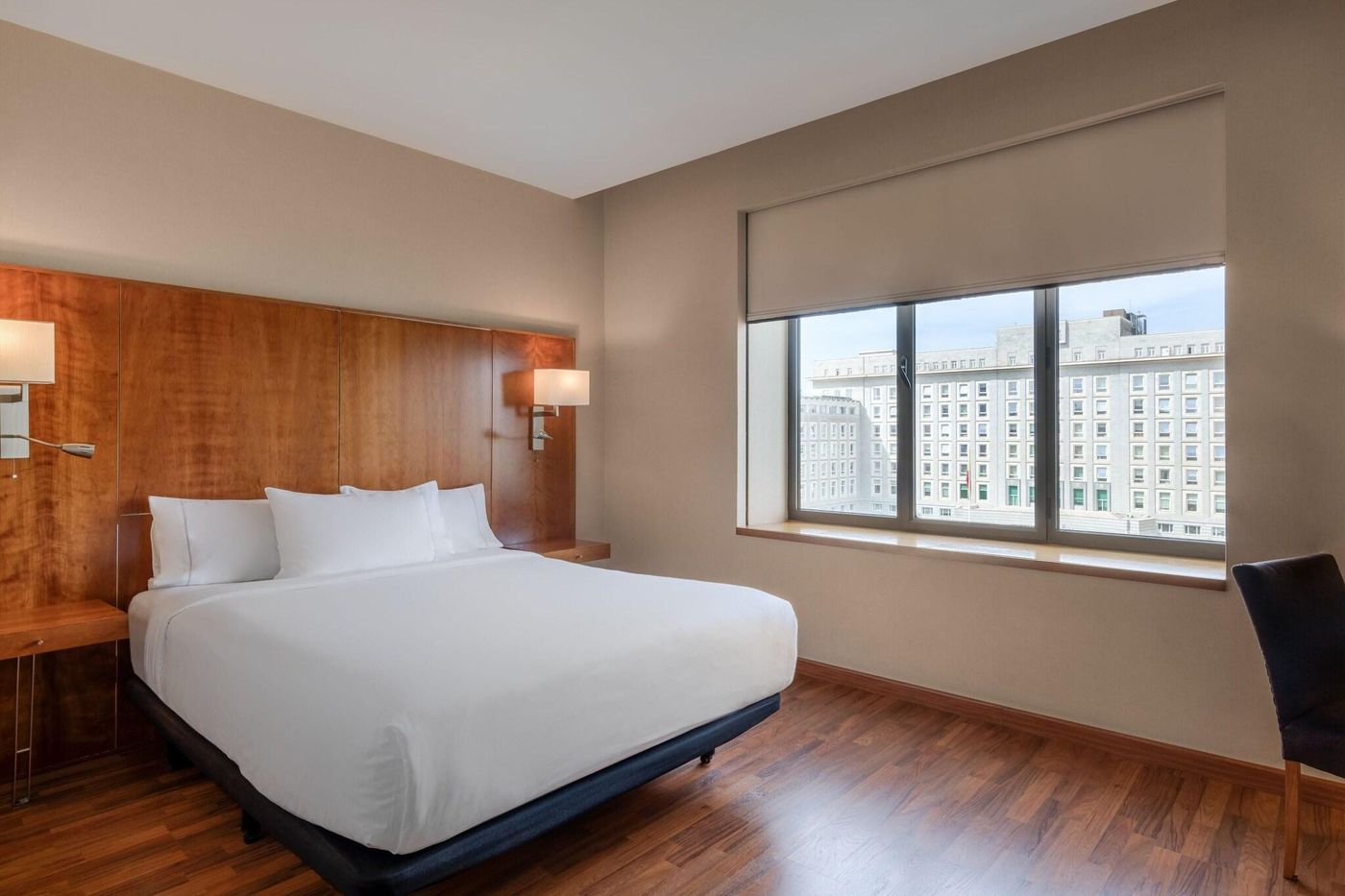 AC-Madrid-Aitana-Room-10