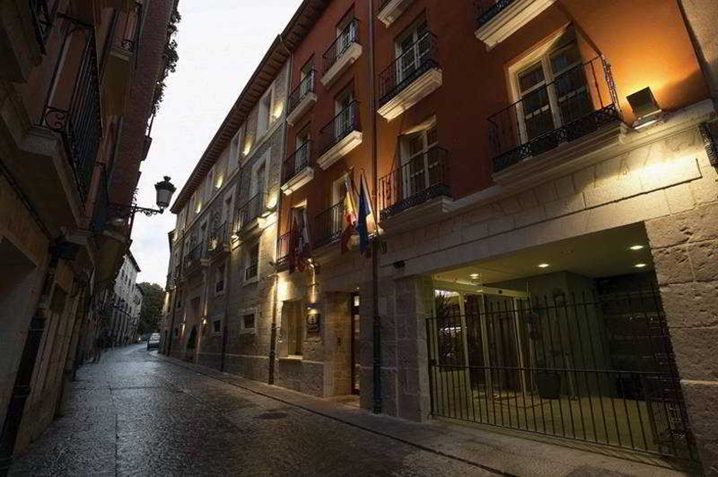 Rice Palacio de los Blasones-Spain-BURGOS-General view-6