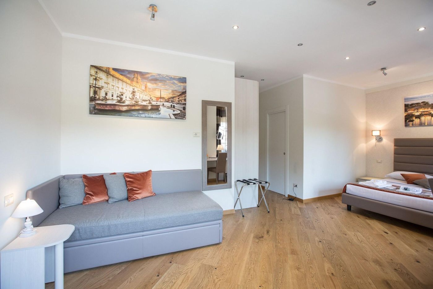 Vatican-City-Relais-Room-31