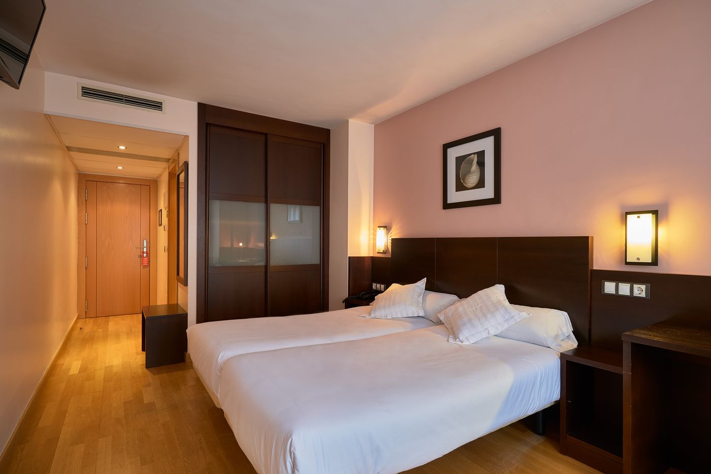 Castro Real-Spain-OVIEDO-Room-10
