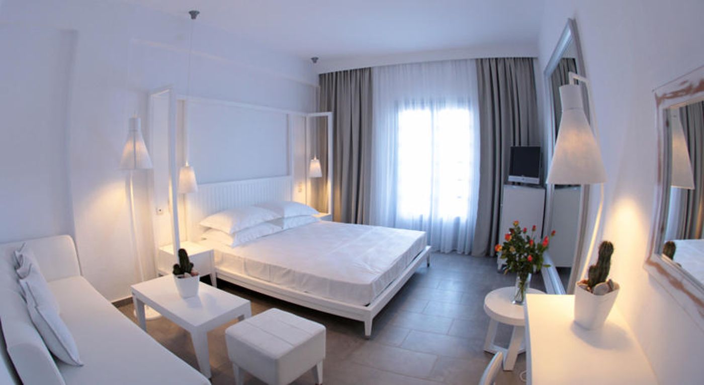 Petrino Suites Hotel