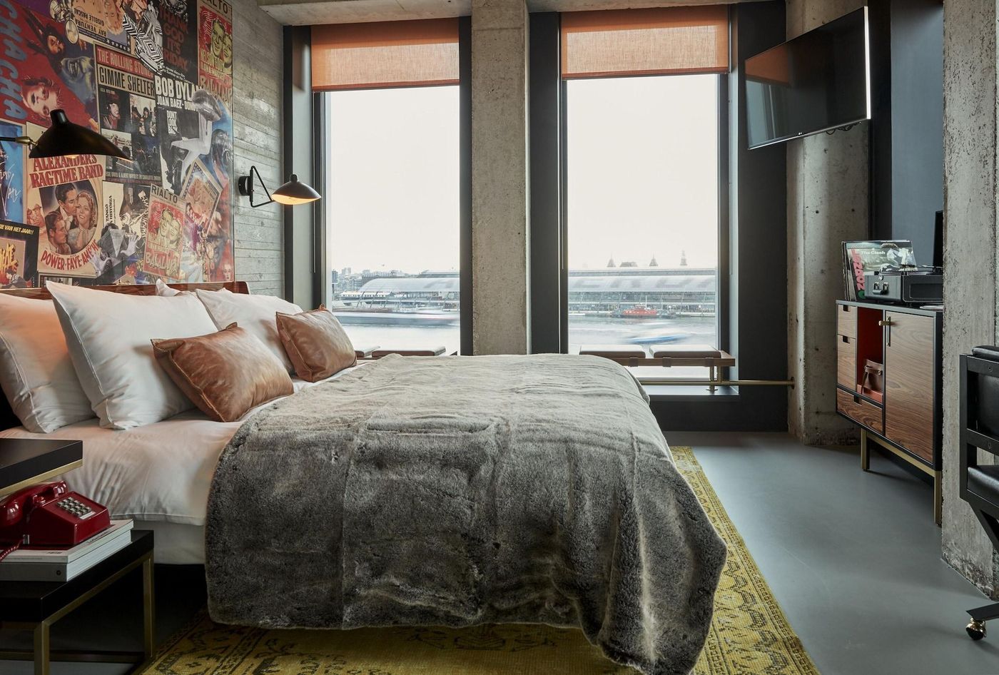 Sir-Adam-Hotel--part-of-Sircle-Collection-Room-32