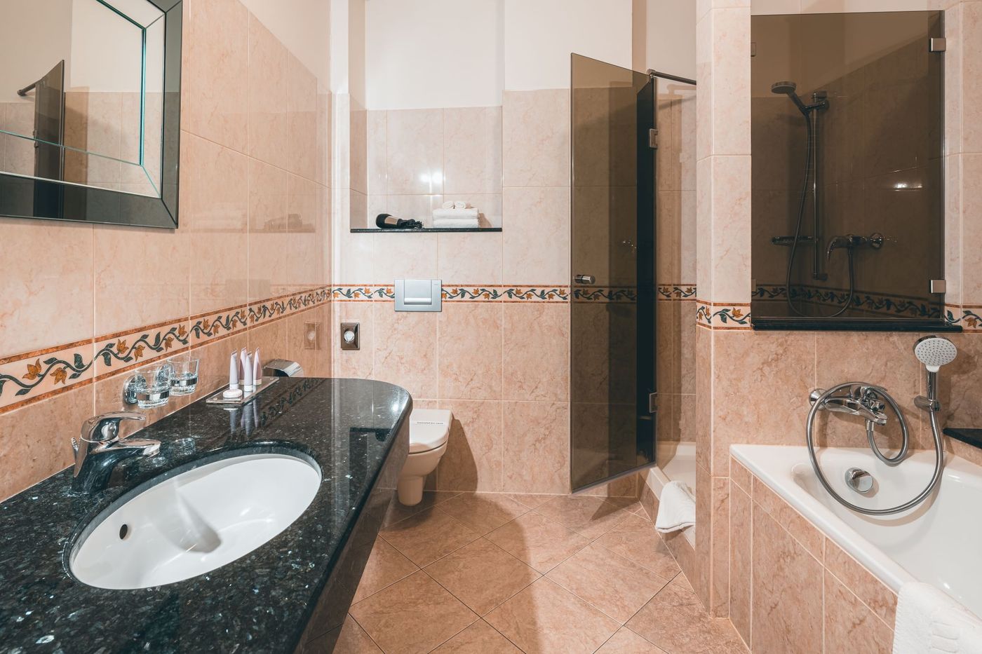 Elysee-Hotel-Room-34