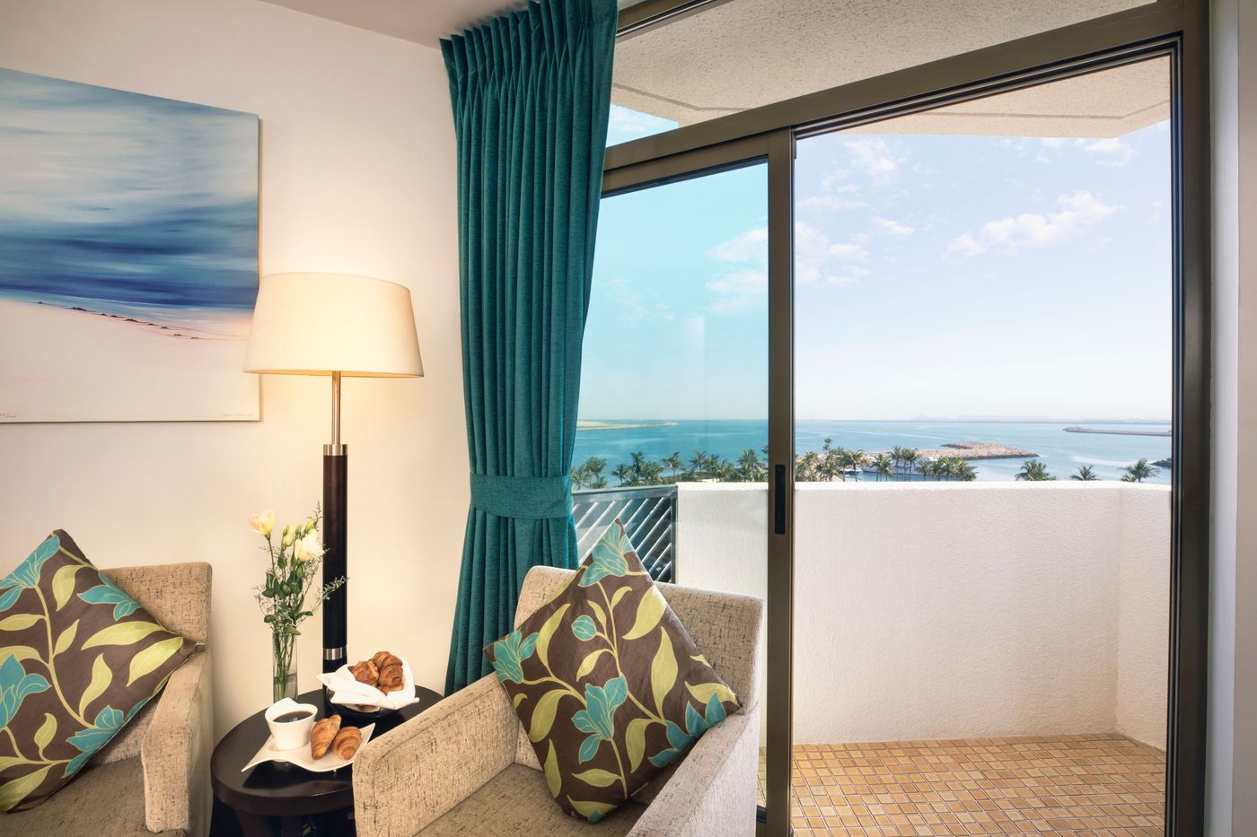 JA-Beach-Hotel-Room-35