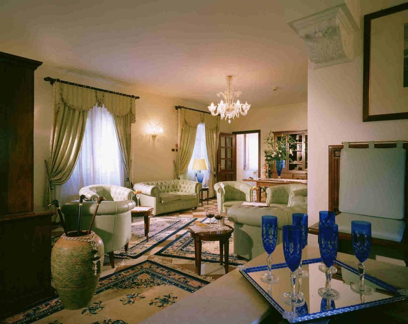 Borgo ca' dei Sospiri-Italy-Venezia-General view-2