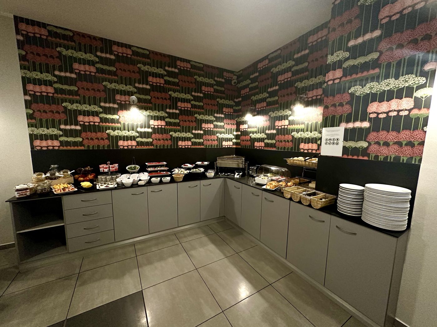 DOWNTOWN-KRAKOW-Restaurant-26