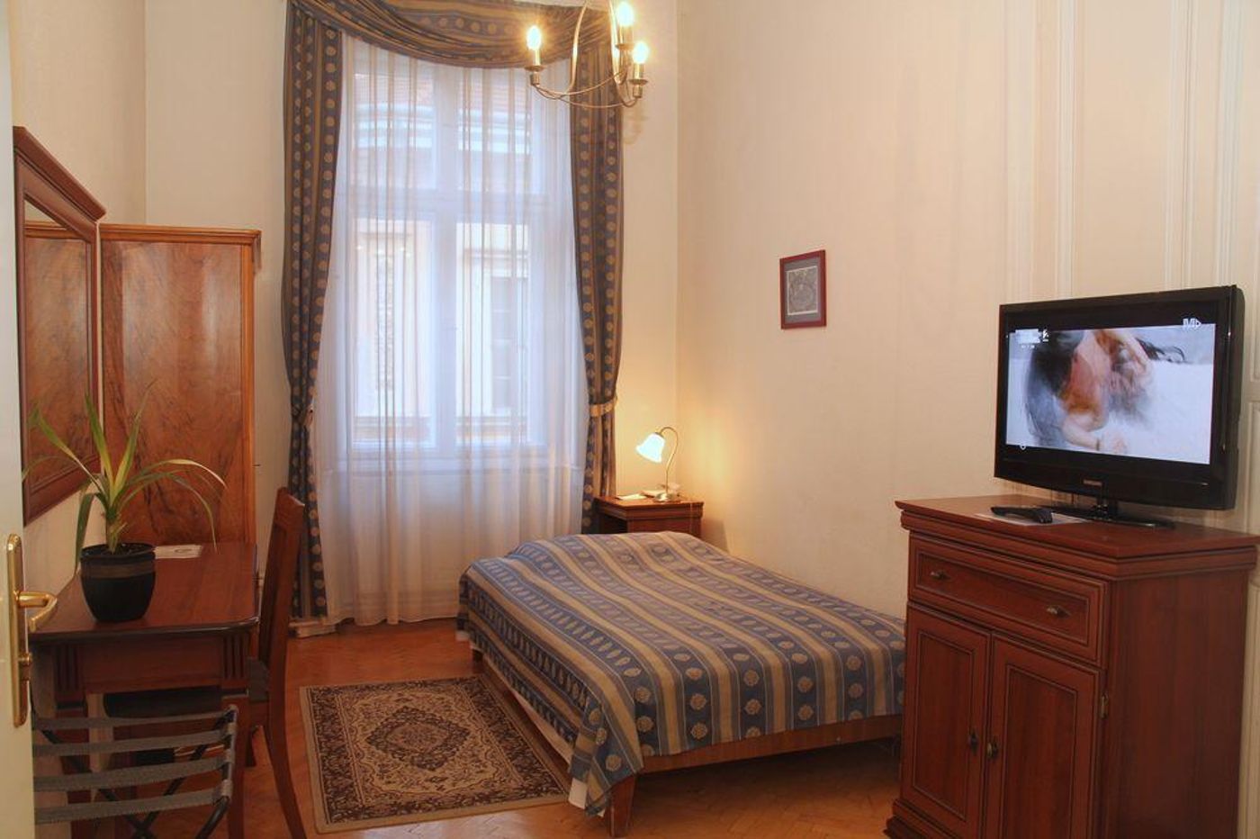 Kalvin House-Hungary-BUDAPEST -General view-10