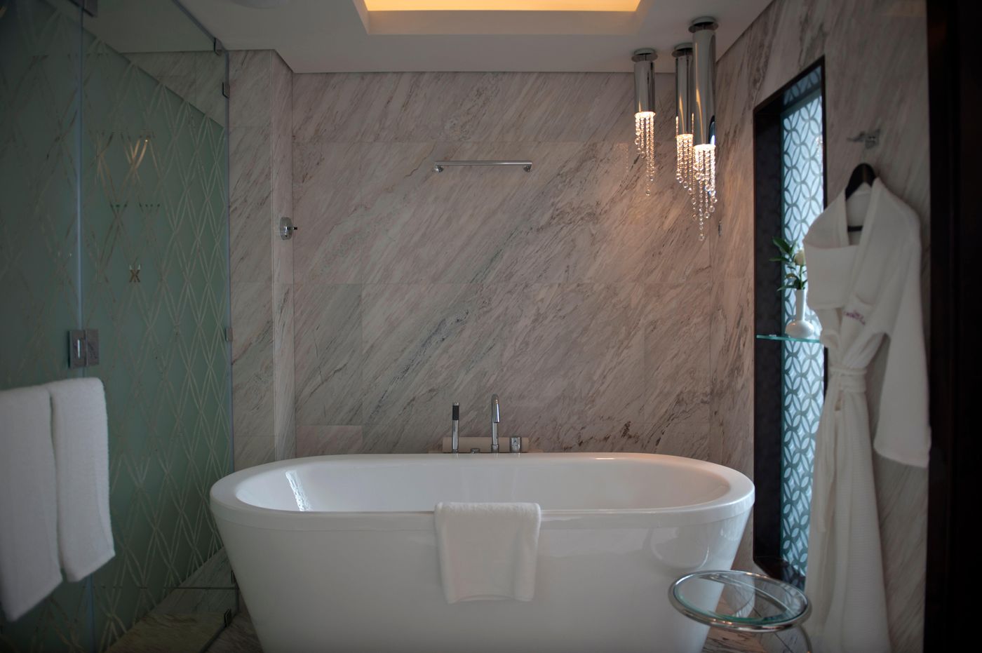 Hotel-Crowne-Plaza-Deira-Room-88