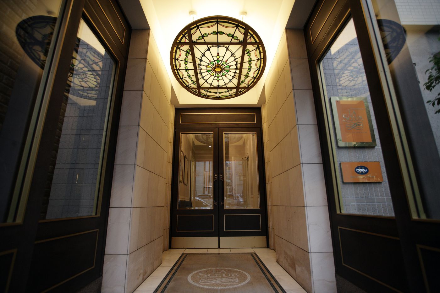 Hotel Monterey La Soeur Ginza-Japan-Tokyo-General view-3