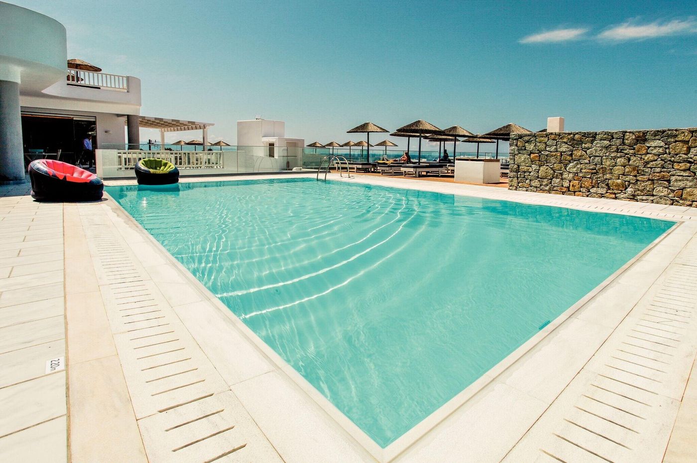 The-George-Hotel-Pool-1