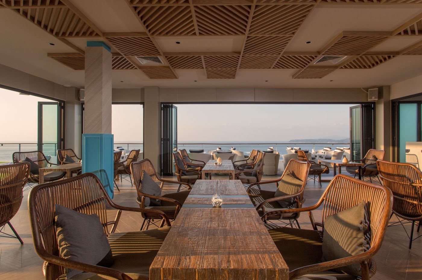 Cape-Sienna-Phuket-Bar-57