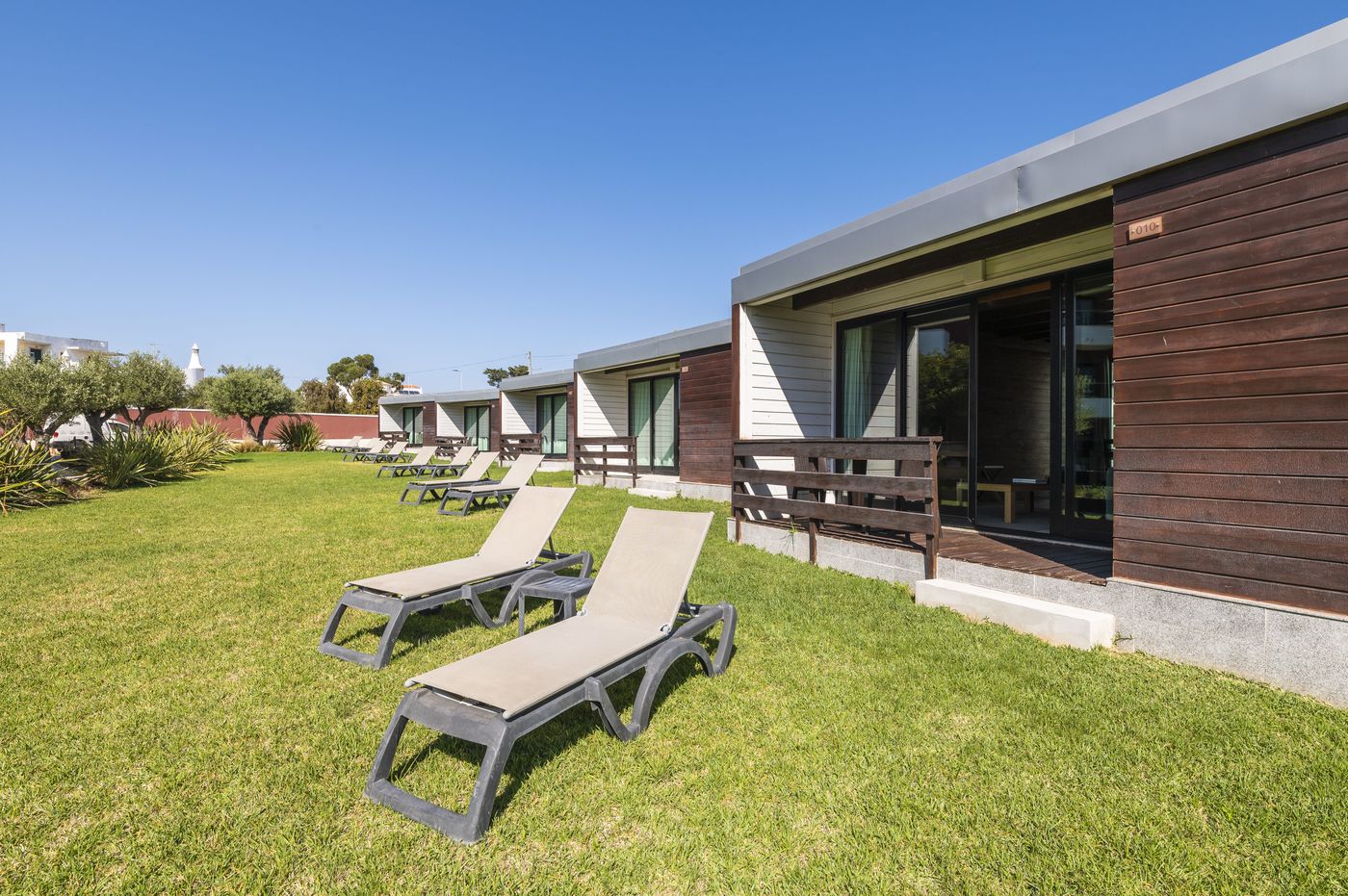 Topazio Vibe Beach Hotel & Apartments - Adults Only