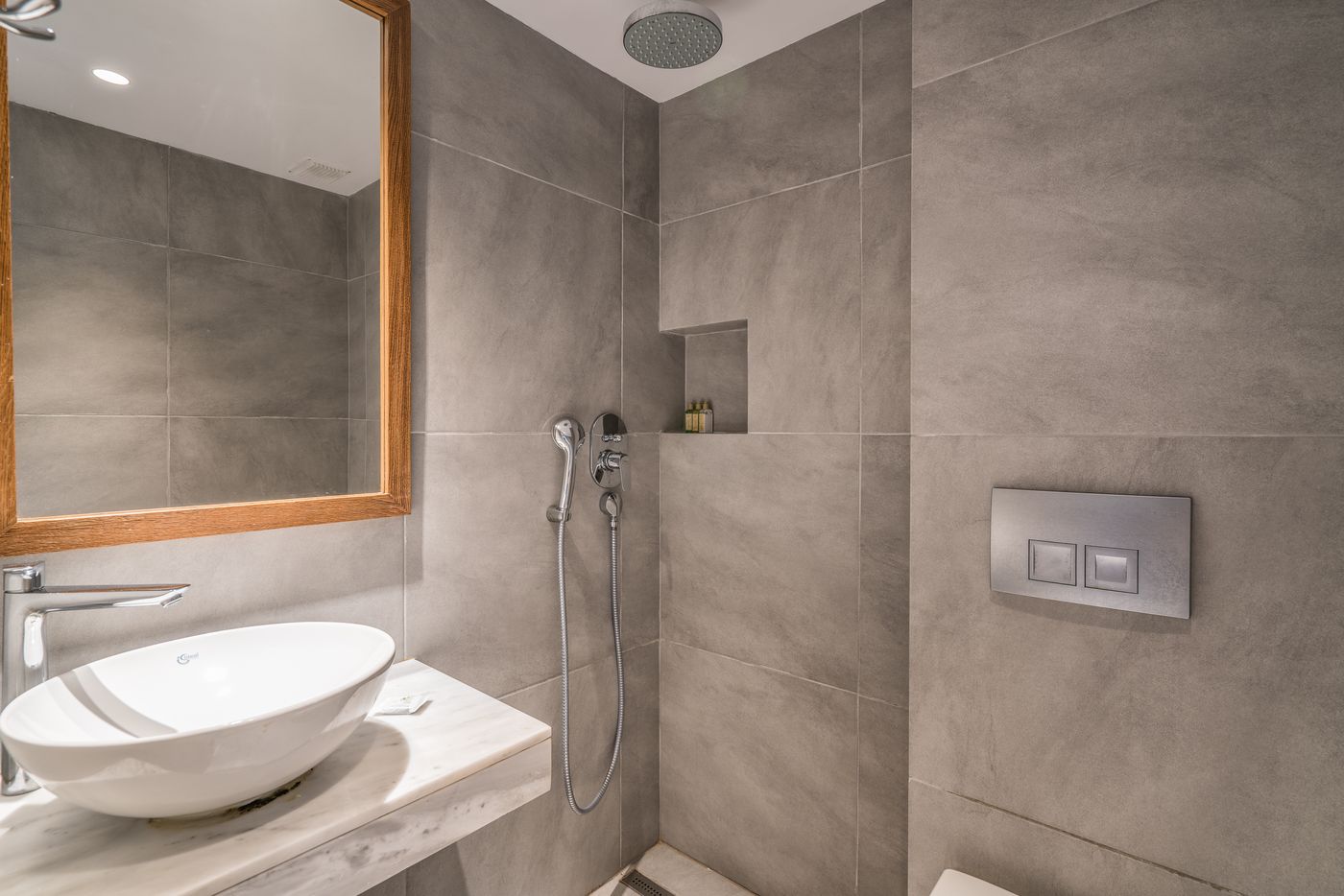 Castelli-Adults-Only-Room-32