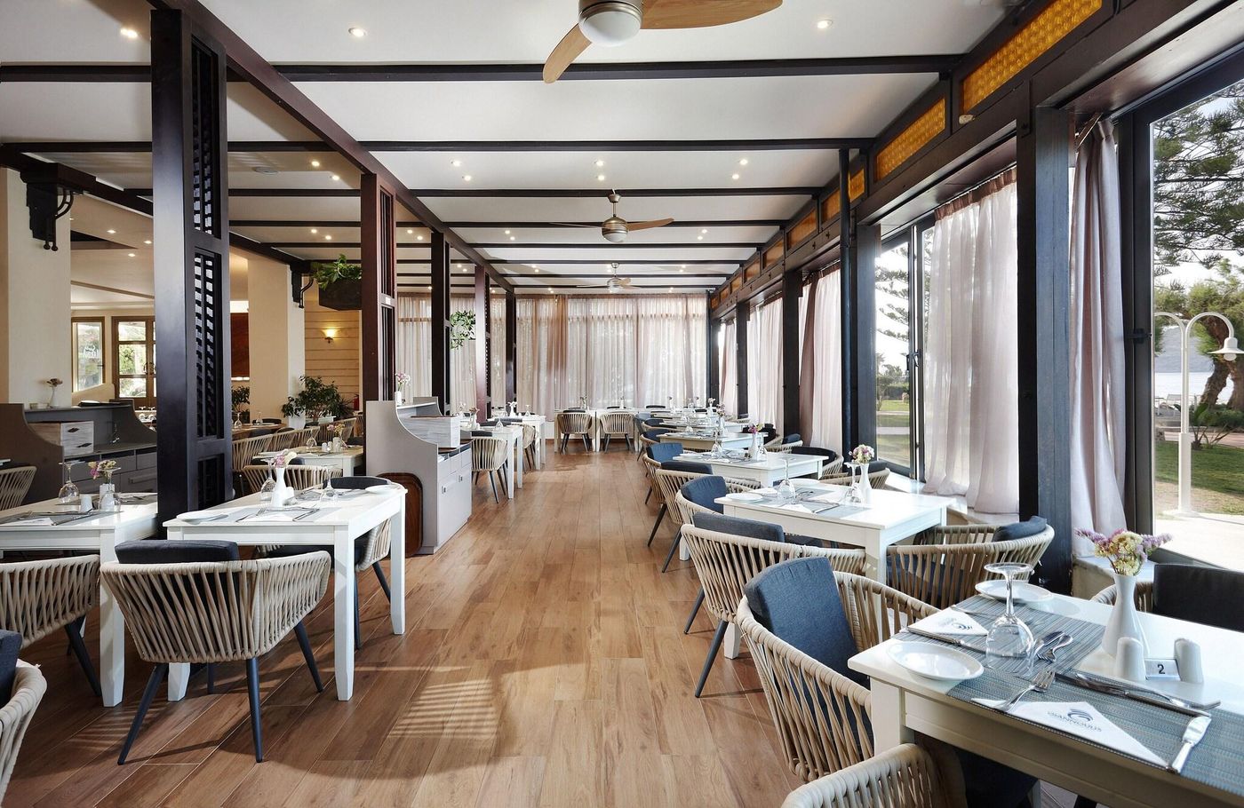 Santa-Marina-Beach-hotel-Restaurant-62