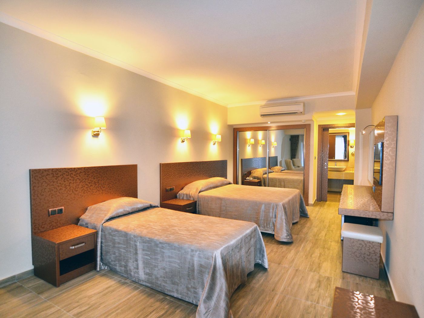 New - Azka Otel