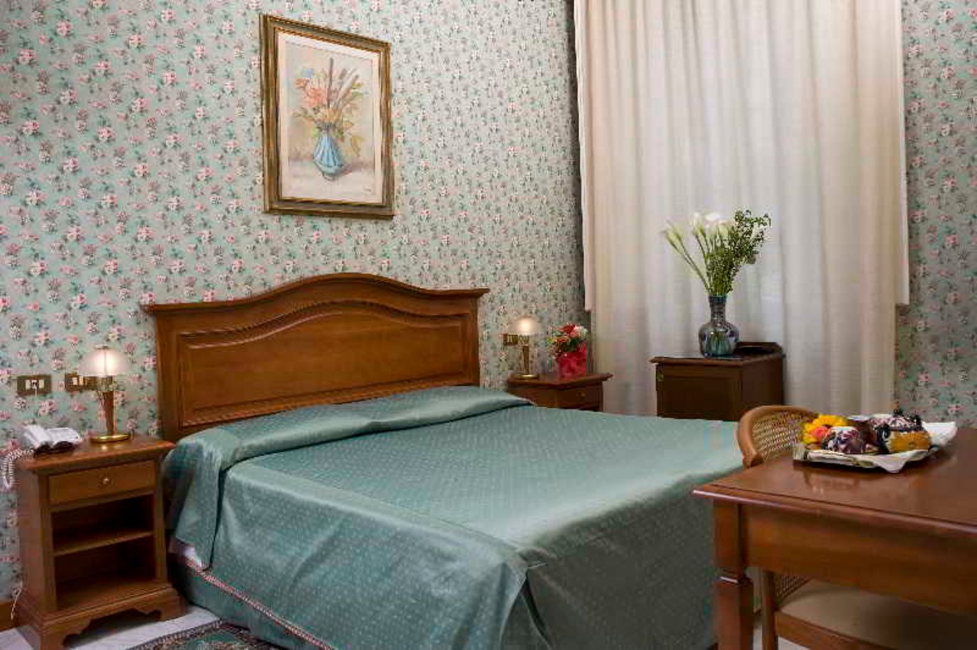 Hotel-Beatrice-Room-11