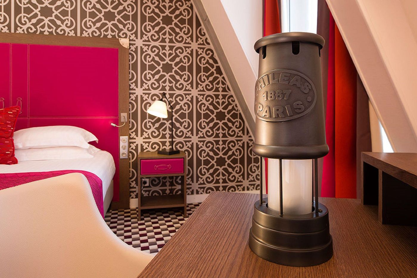 Phileas-Lazare---Spa-Room-49