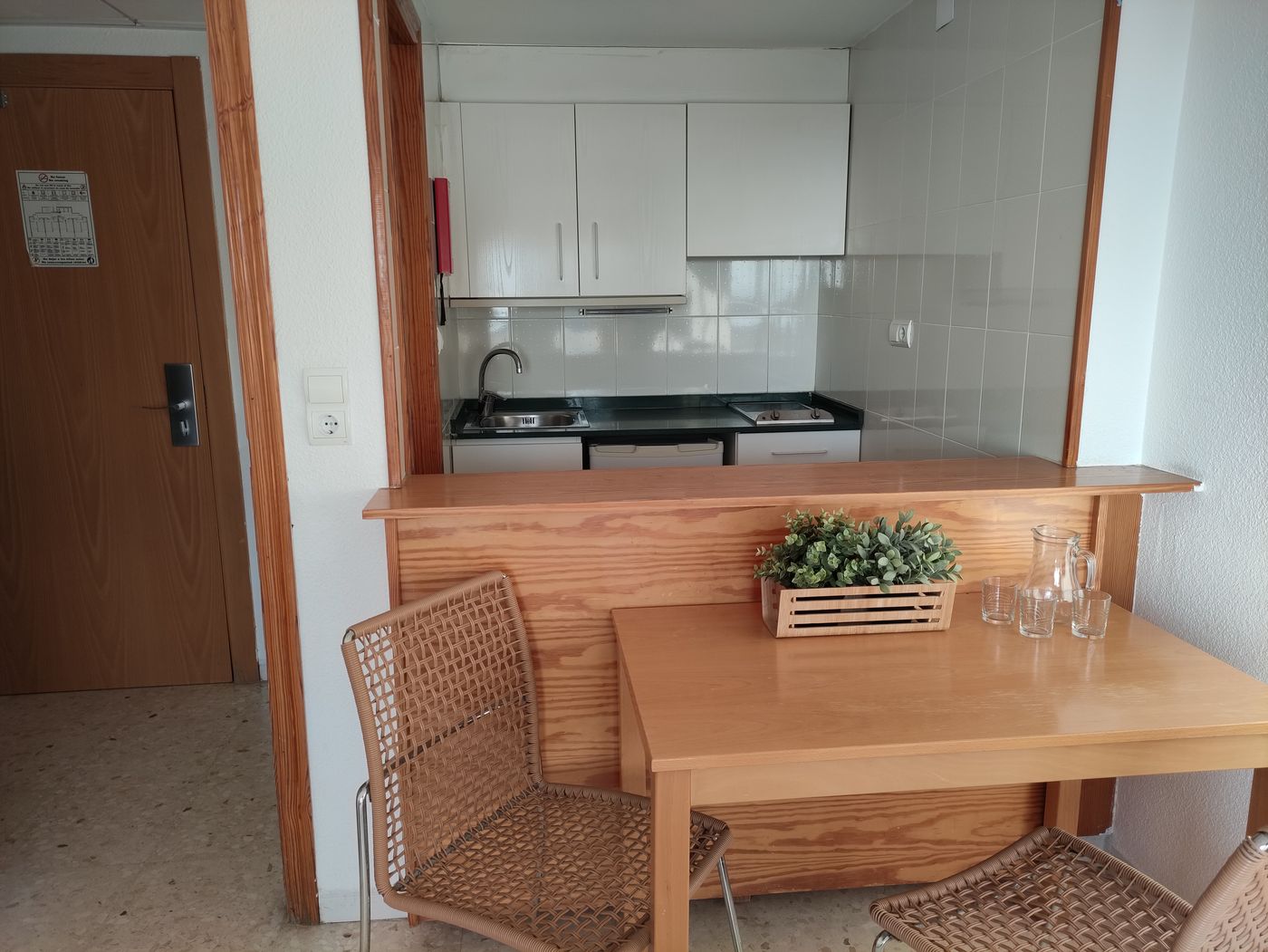 La-Era-Park-Apartments-Room-19