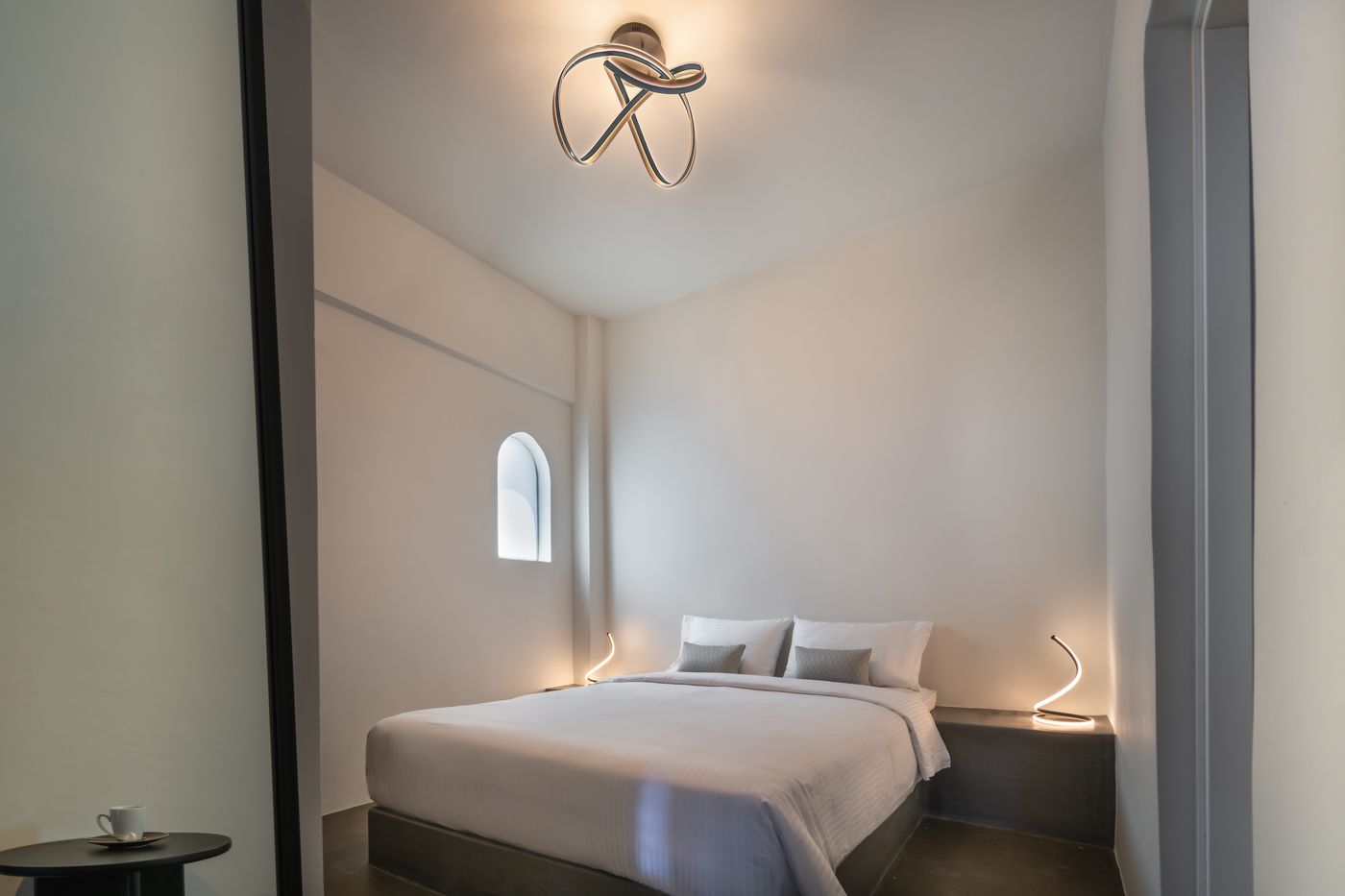 Colombos Beachfront-Greece-SANTORINI-Room-10