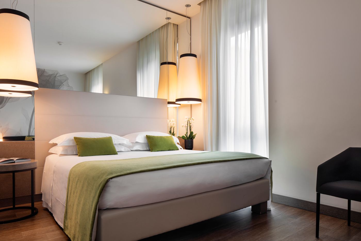 Starhotels-E-c-ho-Milano-Room-14