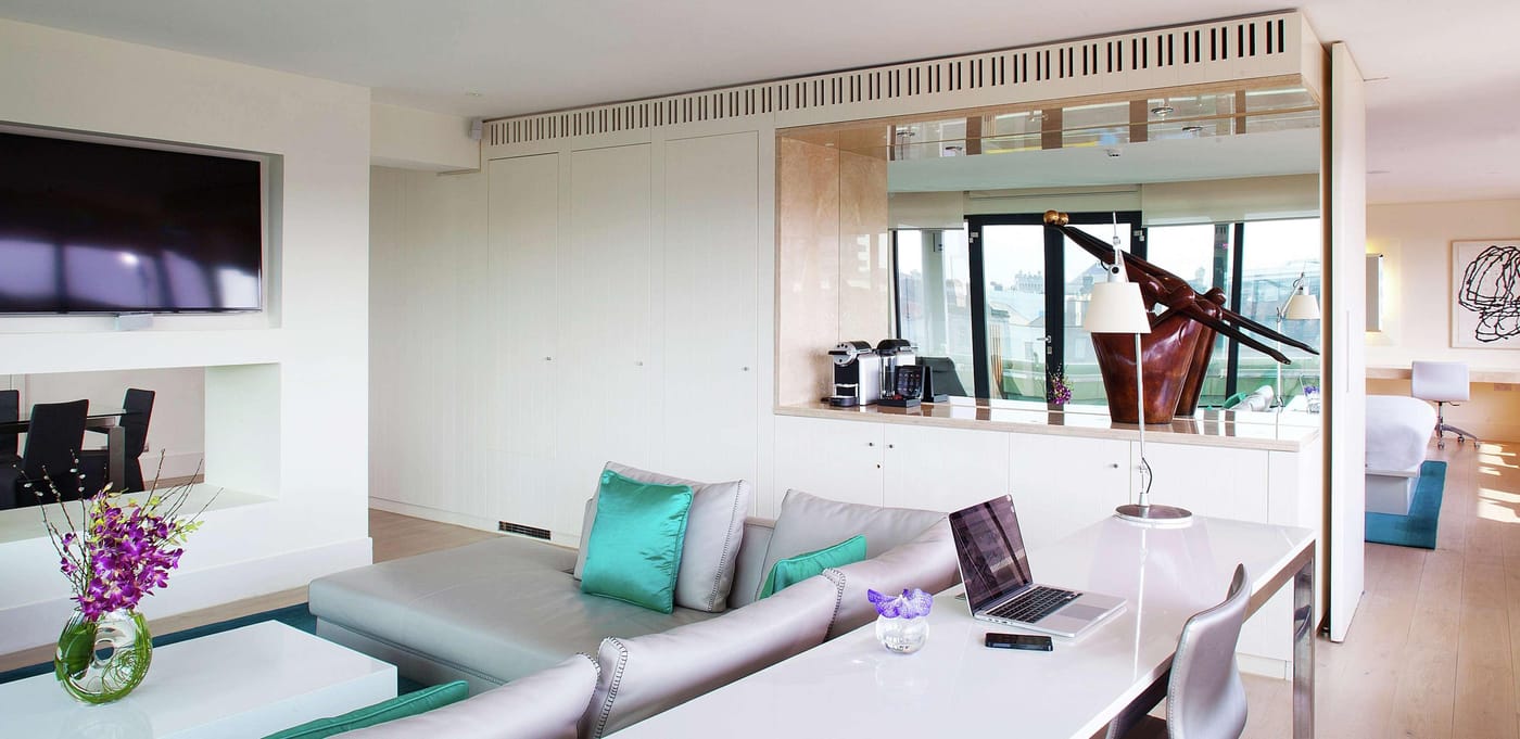 The-Morrison-Dublin--Curio-Collection-by-Hilton-Room-11