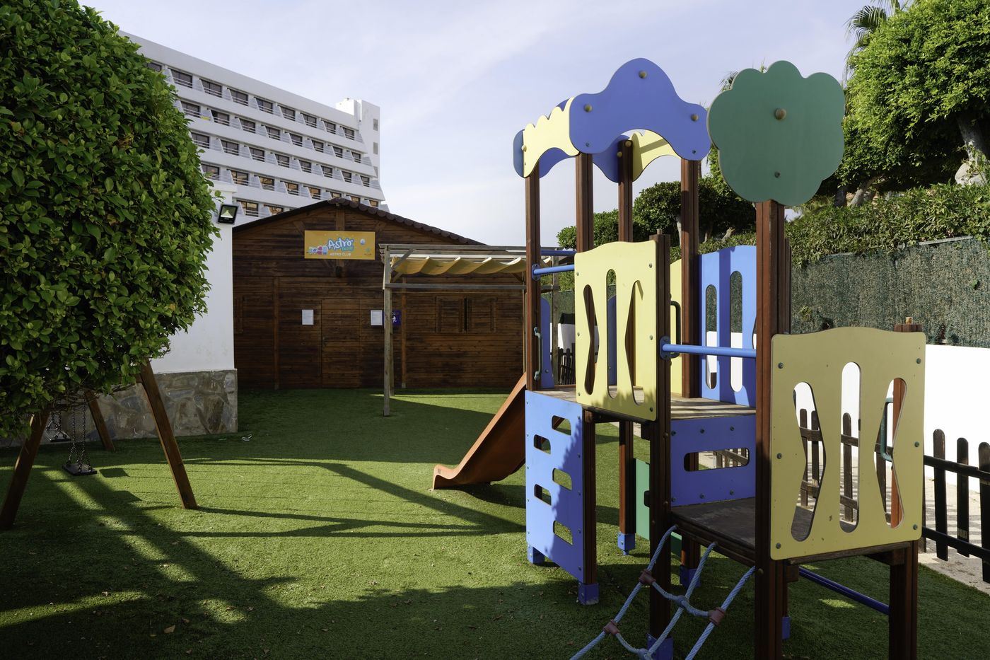 Alua-Golf-Trinidad-Sports-and-Entertainment-43