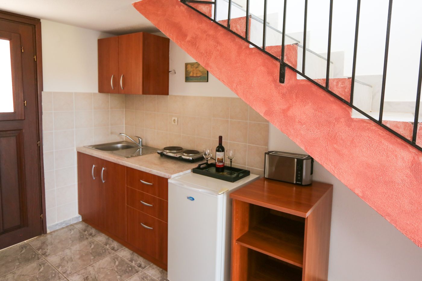 Angelina-Studios-Room-27