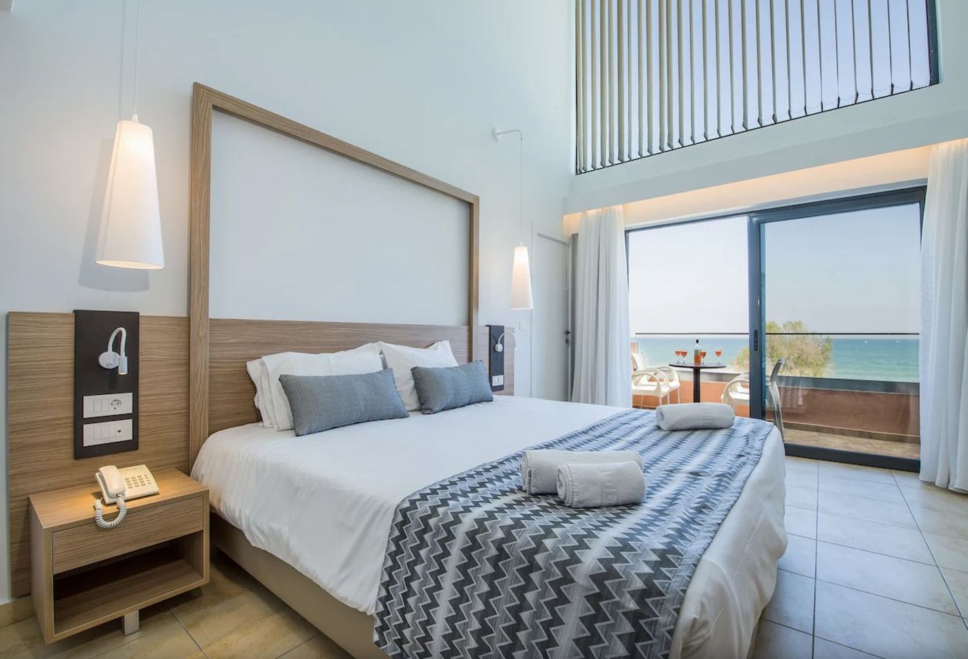 Kiani-Beach-Resort-Room-20