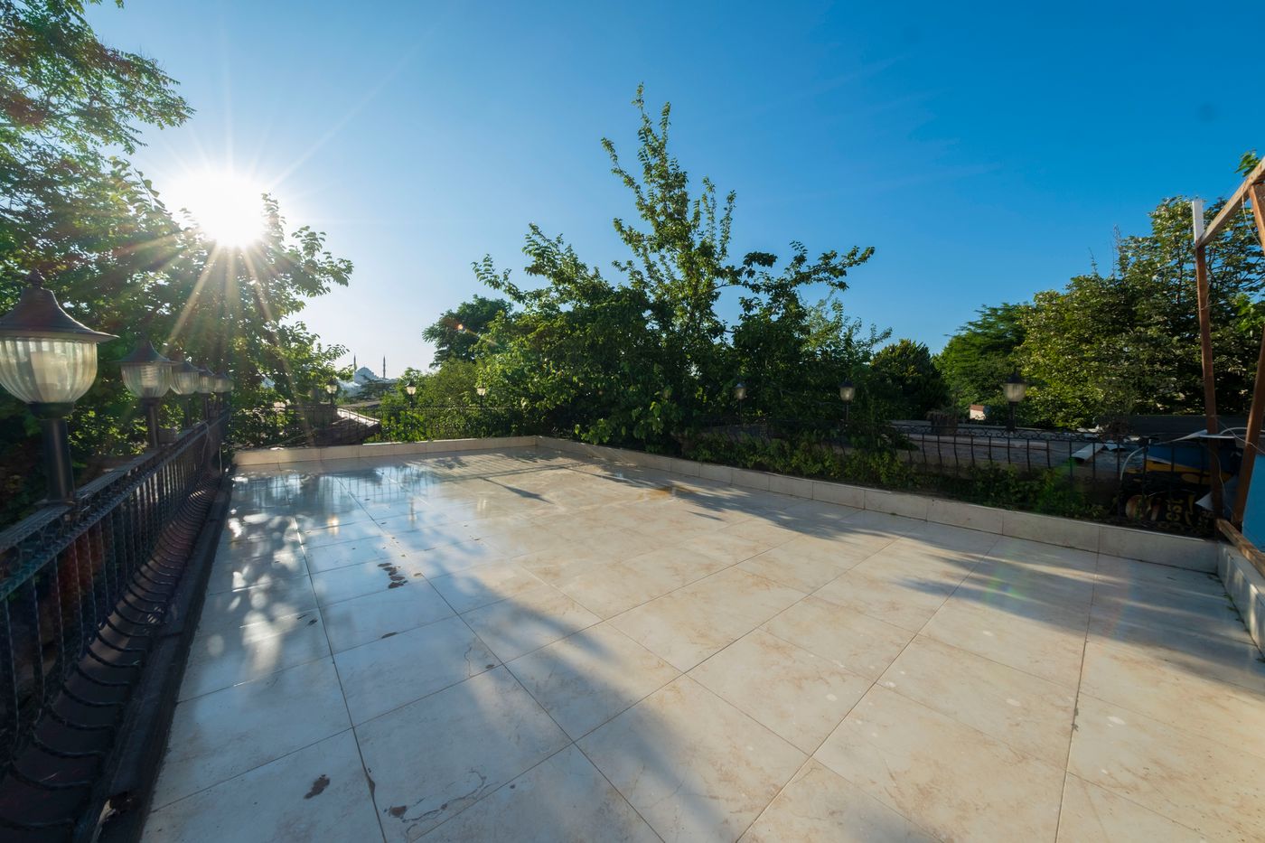 Solomon-s-Mansion-Hotel-Terrace-64