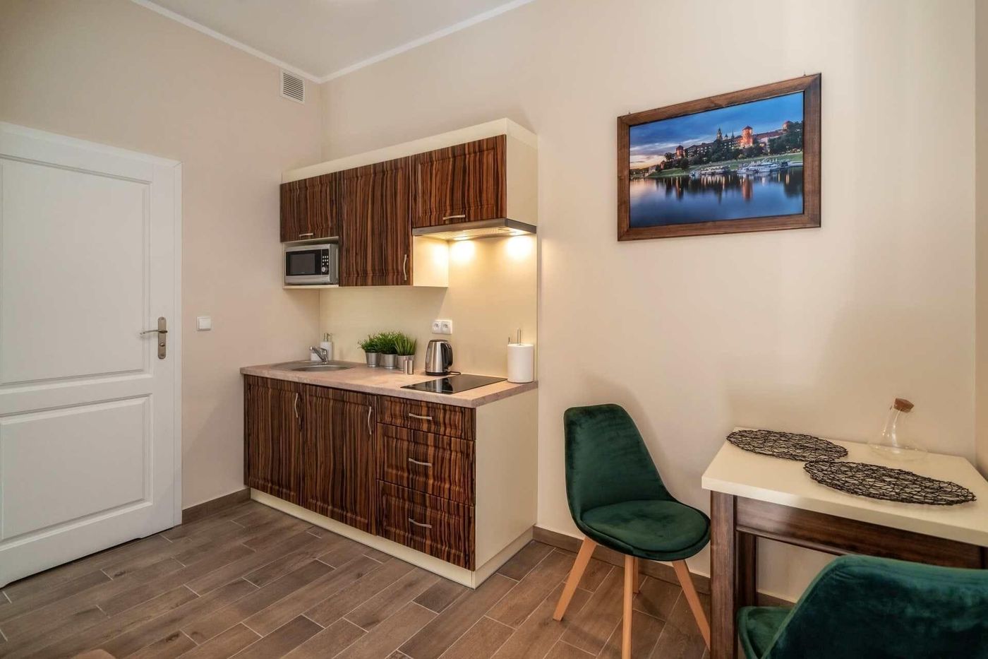 Apartments-17-Szewska-Room-6