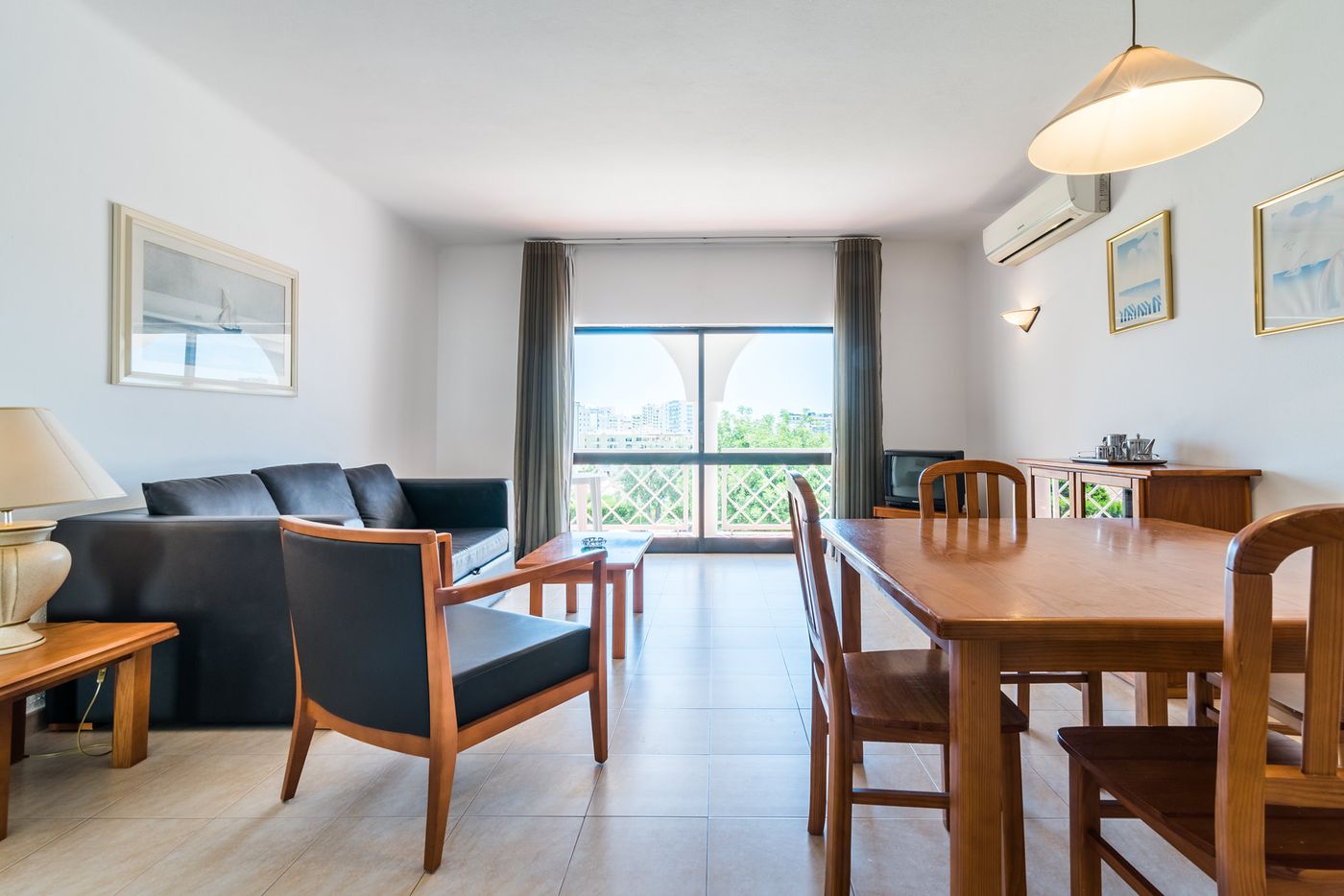 Clube-Vilarosa-Room-37