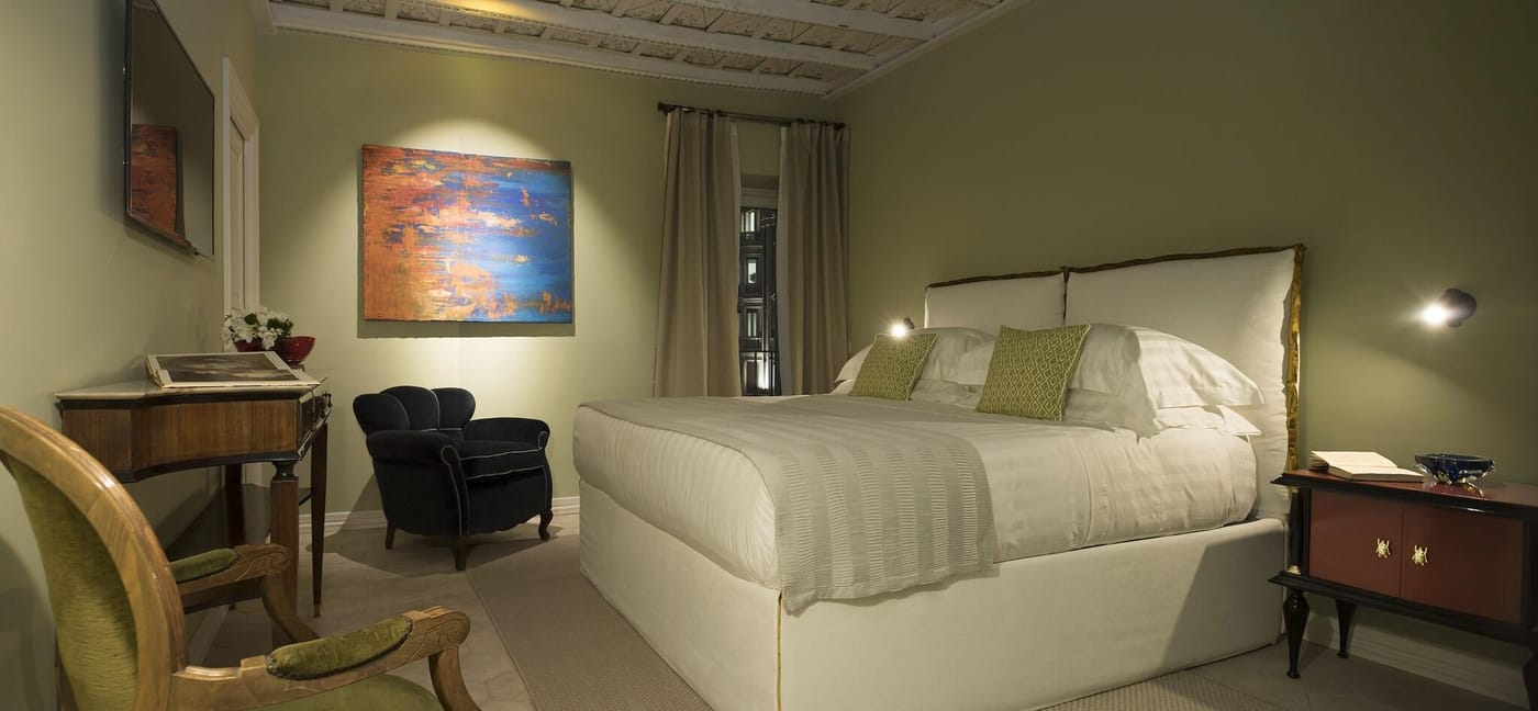 Palazzo-Caruso-Room-16