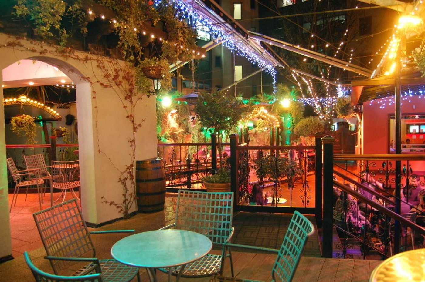 Harcourt-Hotel-Terrace-22