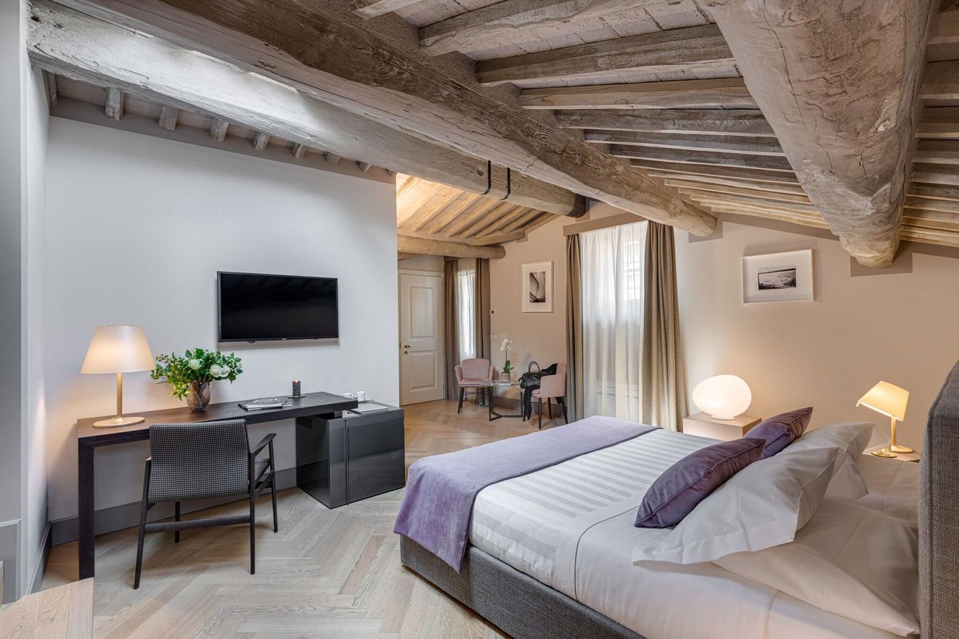 Palazzo-Dipinto-Room-5