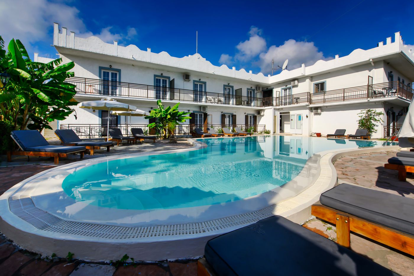 Aquarius-Beach-Hotel-General-view-9