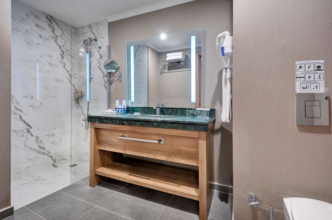 La-Blanche-Island-Room-34