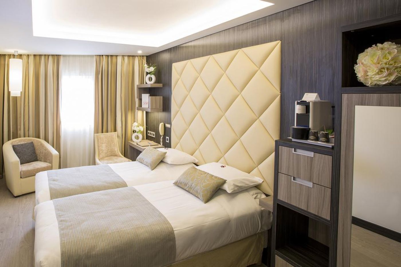 Best-Western-Plus-Cannes-Riviera---Spa-Room-12