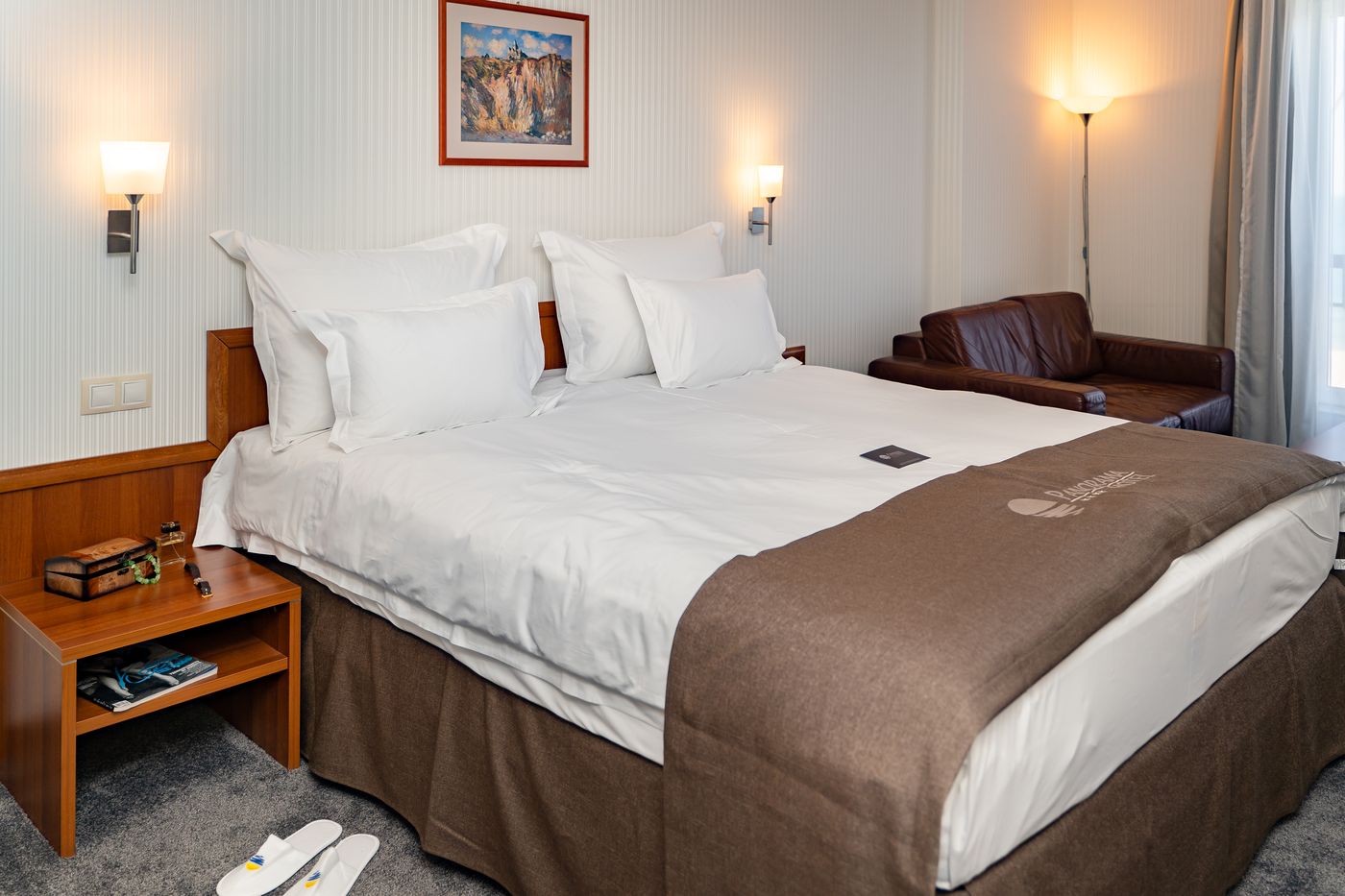 Panorama-Hotel-Room-10