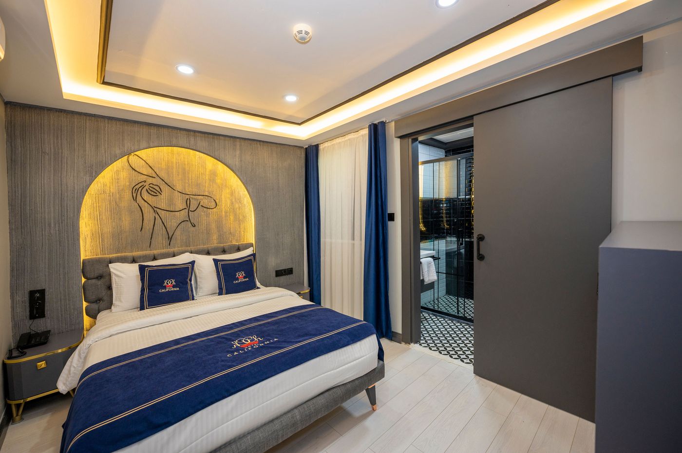 California Hotel-Turkey-ISTANBUL-Room-1