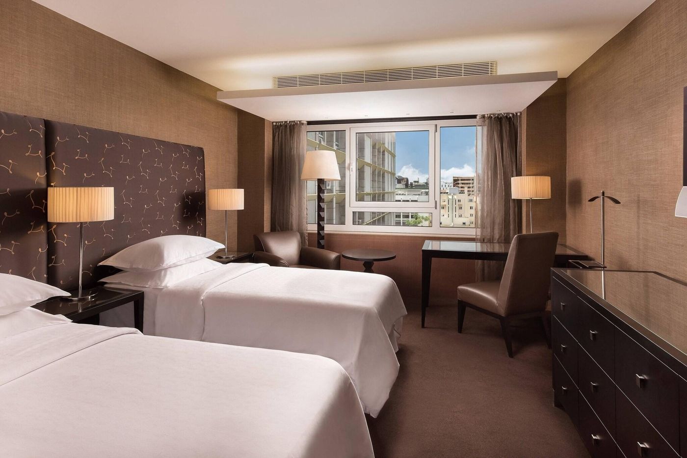 Sheraton-Lisboa-Hotel---Spa-Room-4