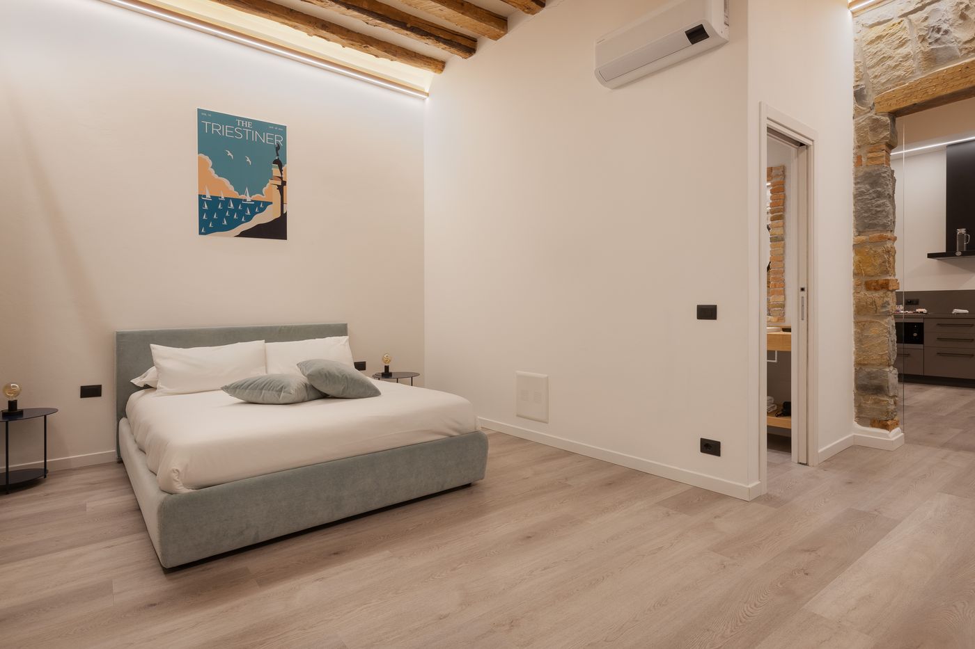 San Nicolò Suites Srl-Italy-Trieste-Room-8