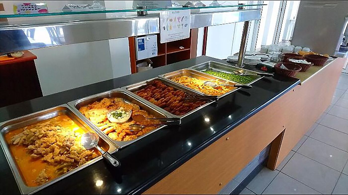 Olympia-Sun-Restaurant-41